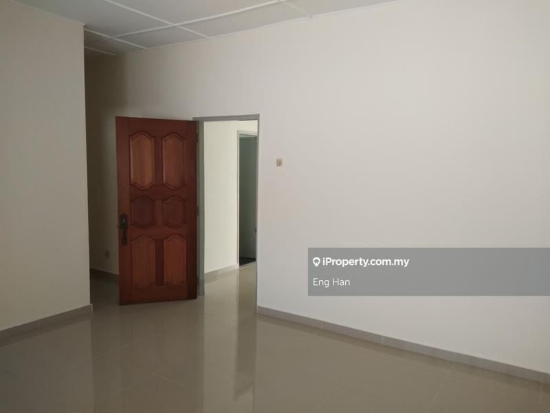 2-storey Terraced House for Sale in Taman Overseas Union (Taman Oug), Jalan Klang Lama (Old Klang Road) by Eng Han - iProperty.com.my