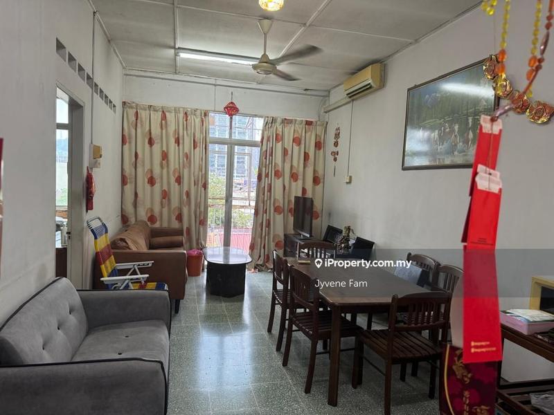 Flat for Sale in United Garden (Taman Lee Yan Lian) by Jyvene Fam - iProperty.com.my