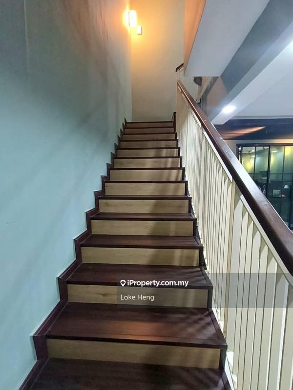 Rumah Teres untuk Dijual di Setia Utama, Setia Alam oleh Loke Heng - iProperty.com.my