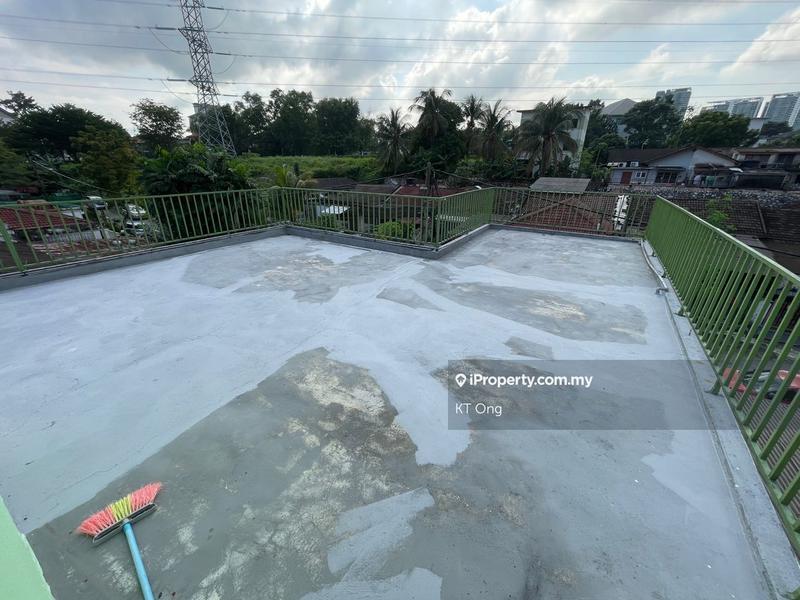 3.5-storey Terraced House for Sale in Taman Overseas Union (Taman Oug), Jalan Klang Lama (Old Klang Road) by KT Ong - iProperty.com.my