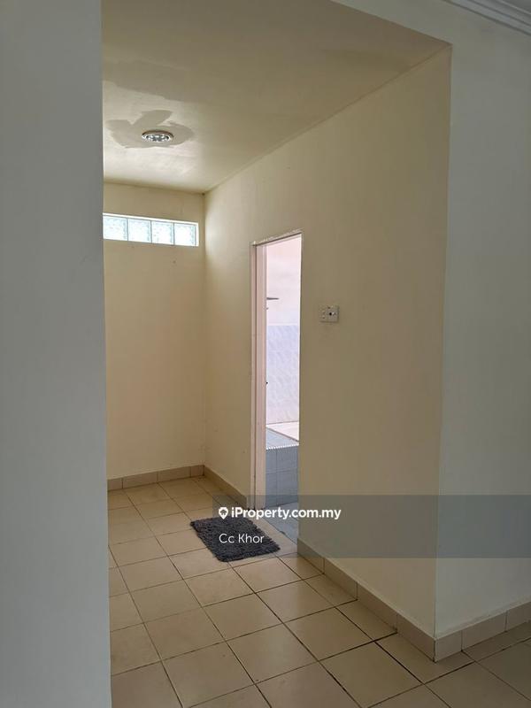 Bungalow House for Sale in Kuala Ibai, Kuala Terengganu by CC Khor - iProperty.com.my