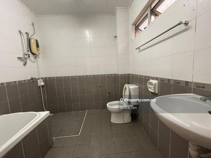 Rumah Berkembar untuk Dijual di Taman Kipark @ Puchong, Puchong oleh Grace Tan - iProperty.com.my