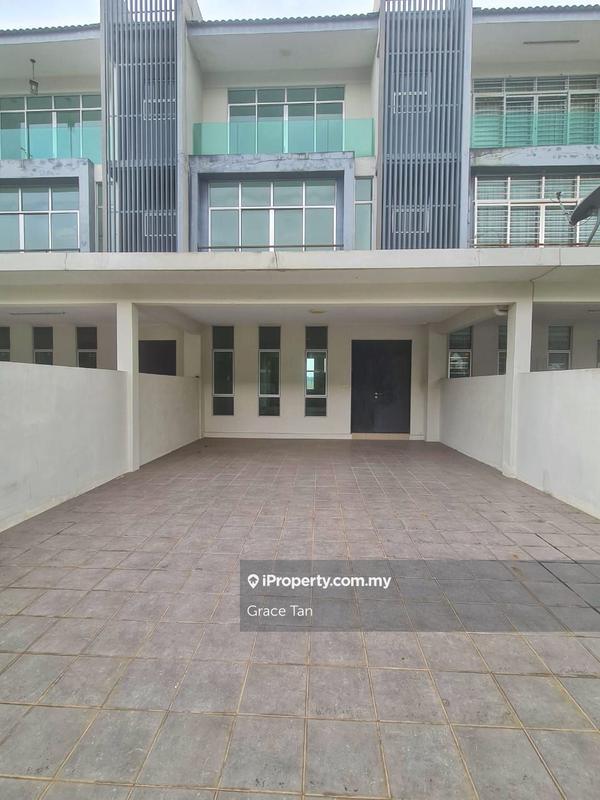 3-storey Terraced House for Sale in Taman Bangi Avenue, Bangi by Grace Tan - iProperty.com.my
