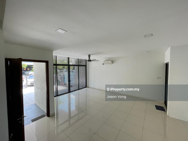 Rumah Teres 3-Tingkat untuk Dijual di Taman Tasik Damai, Sungai Besi oleh Jason Vong - iProperty.com.my