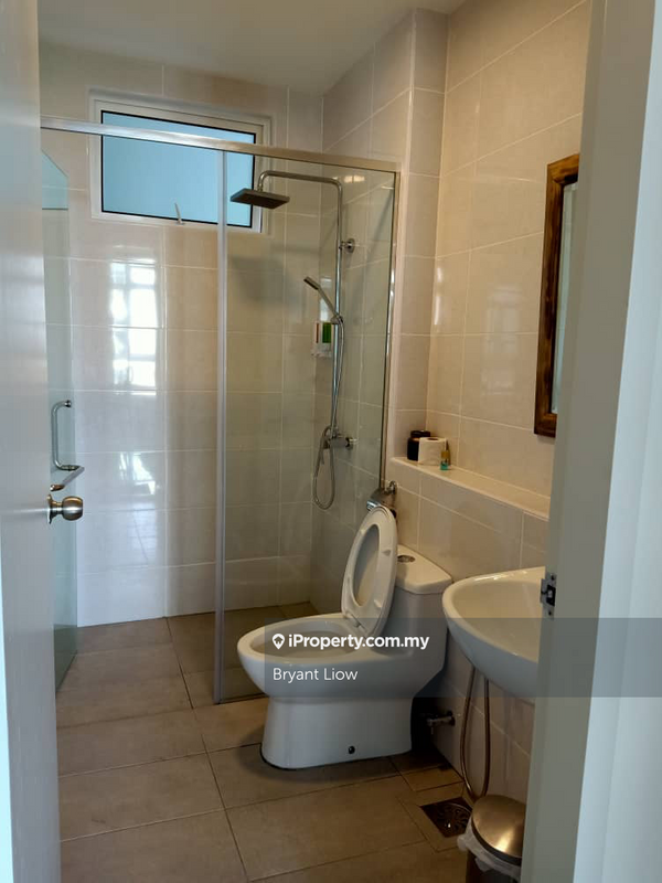 Service Residence for Sale in Parkland Residence by Bryant Liow - iProperty.com.my