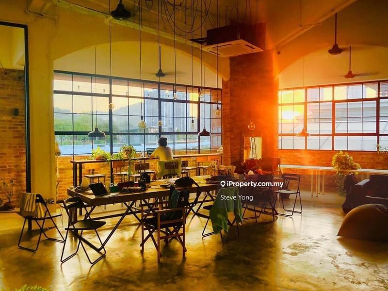 For Rent - Plaza Arkadia