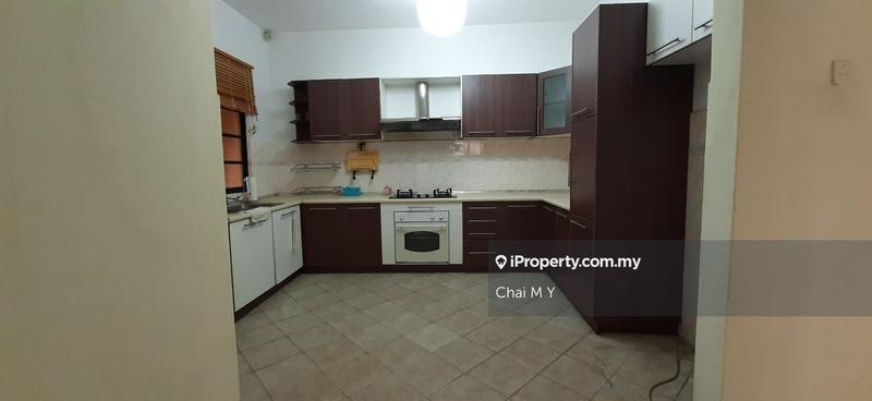 Rumah Berkembar untuk Dijual di Bandar Kinrara Seksyen 6, Bandar Kinrara oleh Chai M Y - iProperty.com.my