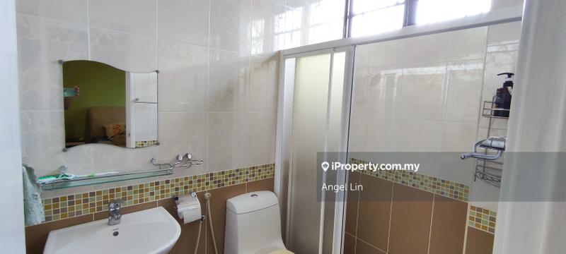 Bungalow House for Sale in Taman Desa Baru, Kajang by Angel Lin - iProperty.com.my