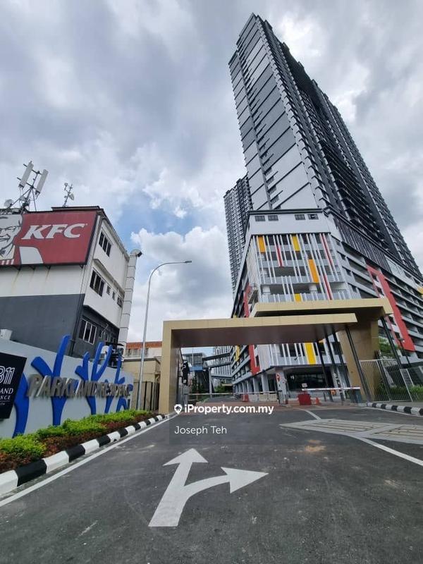 Service Residence for Rent in B11 Parkland Residence by Joseph Teh - iProperty.com.my