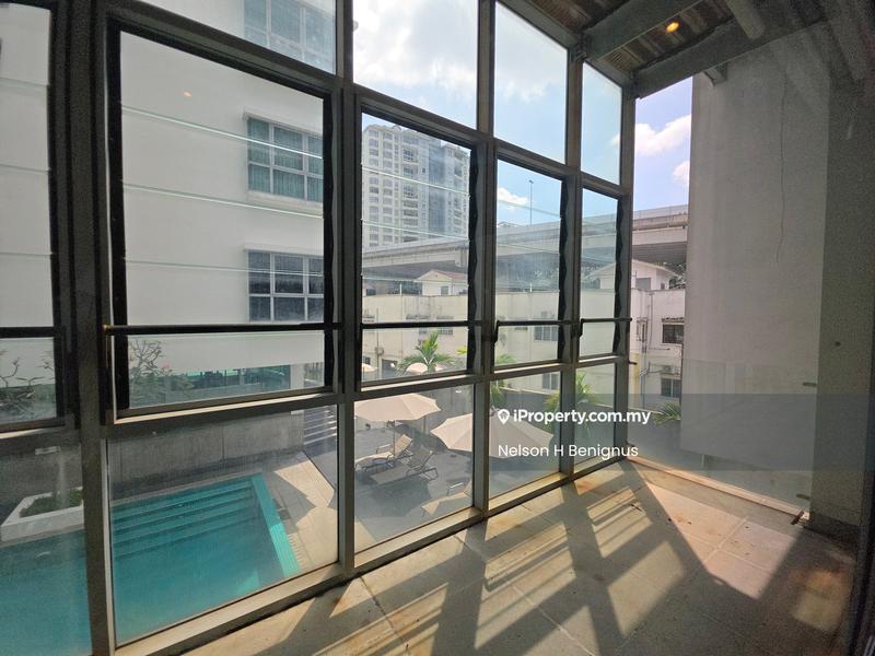 Kondominium untuk Dijual di Amarin Wickham oleh Nelson H Benignus - Balcony - iProperty.com.my