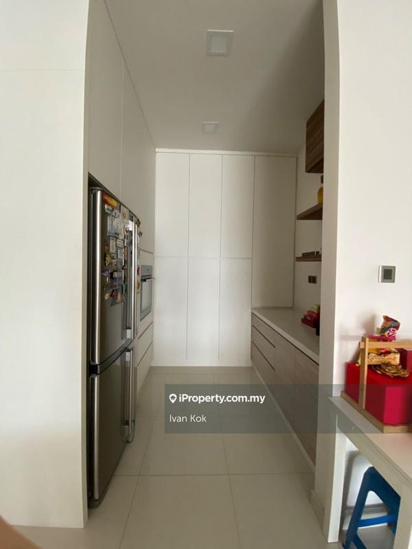 For Sale - Amaya Saujana