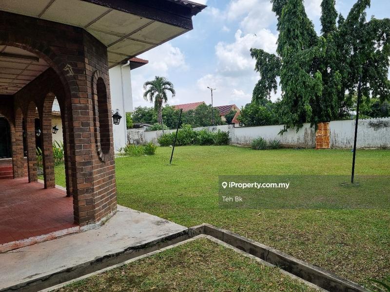 Bungalow House for Sale in Seksyen 6, Shah Alam by Teh Bk - iProperty.com.my