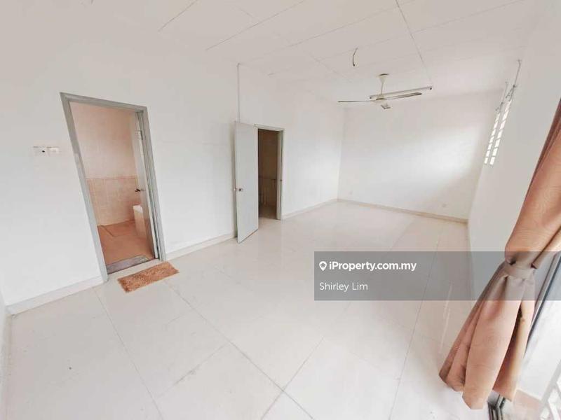 Rumah Berkembar untuk Dijual di Taman Kipark, Puchong oleh Shirley Lim - iProperty.com.my