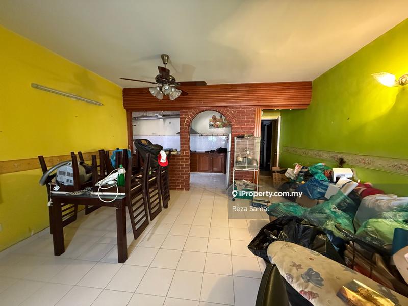 Pangsapuri untuk Dijual di Pelangi Heights oleh Reza Samat - iProperty.com.my