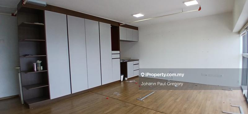 Service Residence for Rent in Pinnacle Petaling Jaya by Johann Paul Gregory - iProperty.com.my