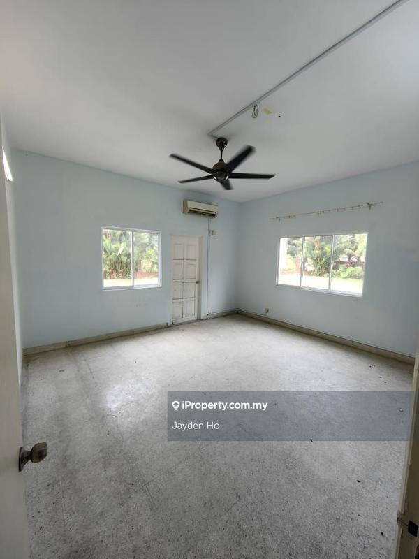Bungalow House for Sale in Sea Park, Petaling Jaya by Jayden Ho - iProperty.com.my