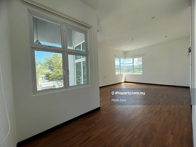 Bungalow House for Sale in Batu Ferringhi, Penang by Mark Saw - iProperty.com.my