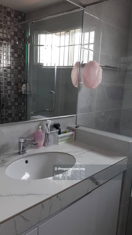 Rumah Teres 2-Tingkat untuk Dijual di Sungai Besi Indah, Seri Kembangan oleh Esther Yong - iProperty.com.my