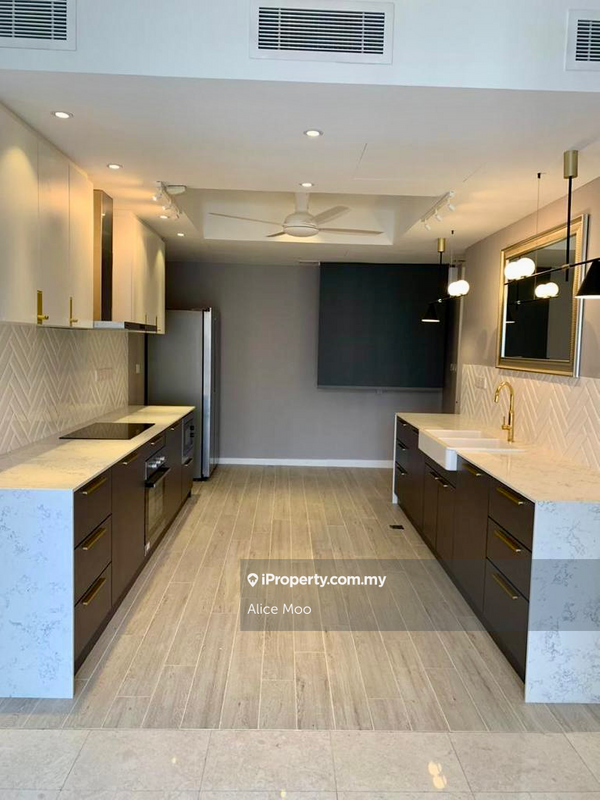 For Rent - Hampshire Park Condominium