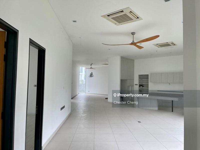 Bungalow House for Sale in Subang Heights, Subang Jaya by Chester Cheng - iProperty.com.my
