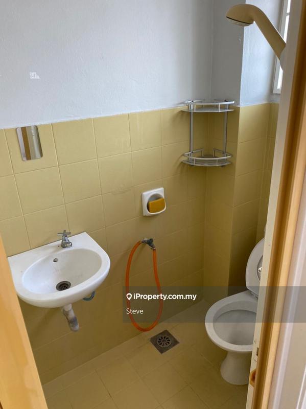 2-storey Terraced House for Sale in Taman Pinggiran Putra, Seri Kembangan by Steve - iProperty.com.my