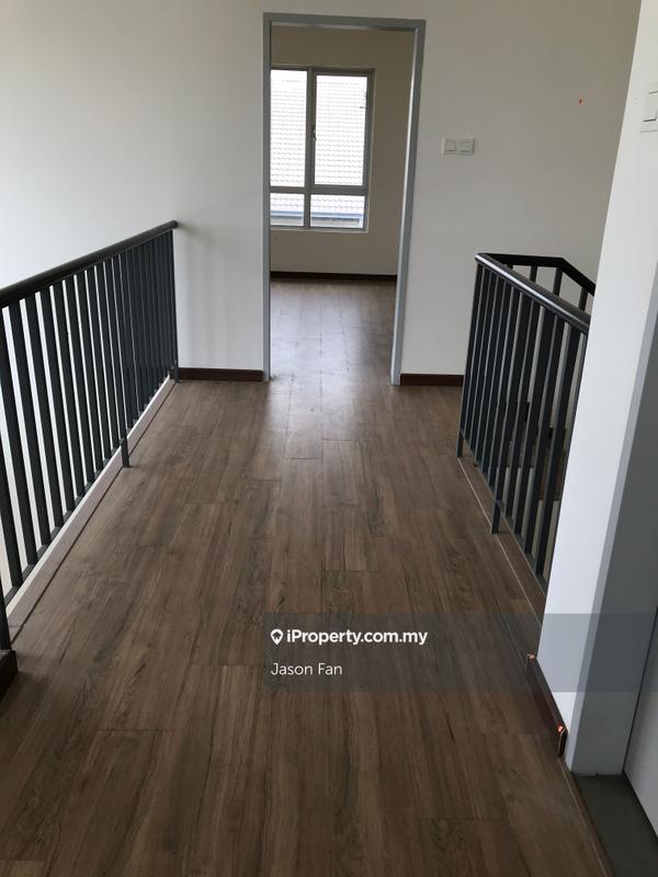 Rumah Berangkai 3 Tingkat untuk Dijual di 8s5w7, Shah Alam oleh Jason Fan - iProperty.com.my
