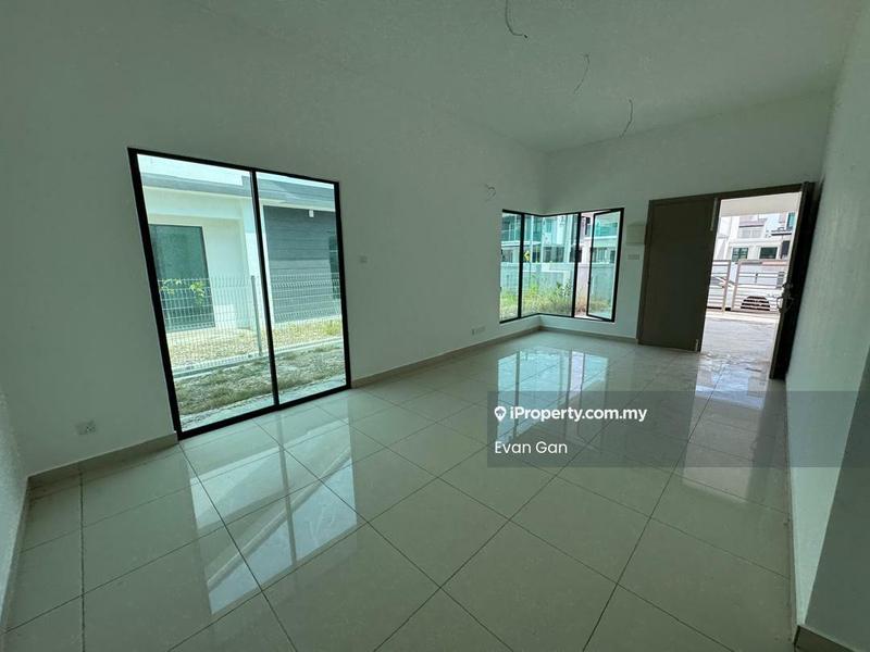Semi-Detached House untuk Dijual di Taman Desa Bertam, Cheng oleh Evan Gan - Living Room - iProperty.com.my