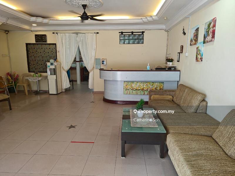 For Sale - Melaka Town Budget Hotel with Lesen & 26 Rooms 2 Block For Sale
