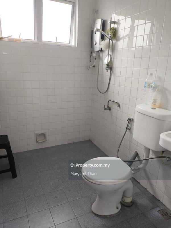 Rumah Berkembar untuk Dijual di SS 21, Damansara Utama, Petaling Jaya oleh Margaret Than - iProperty.com.my