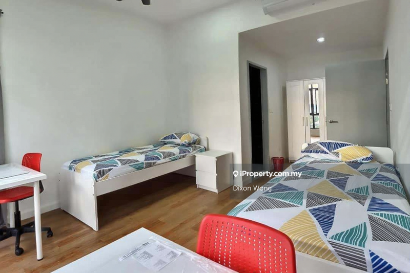 For Rent - Paramount Utropolis