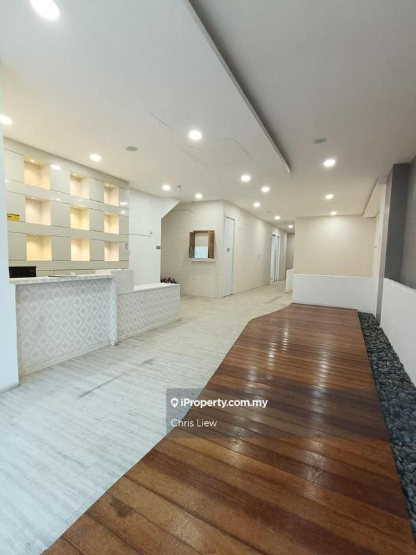 For Rent - Taman Molek Shop-Office