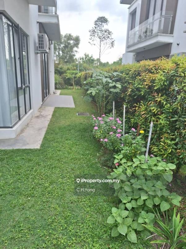 Semi-Detached House for Sale in Diamond City, Semenyih by C.H.Yong - iProperty.com.my