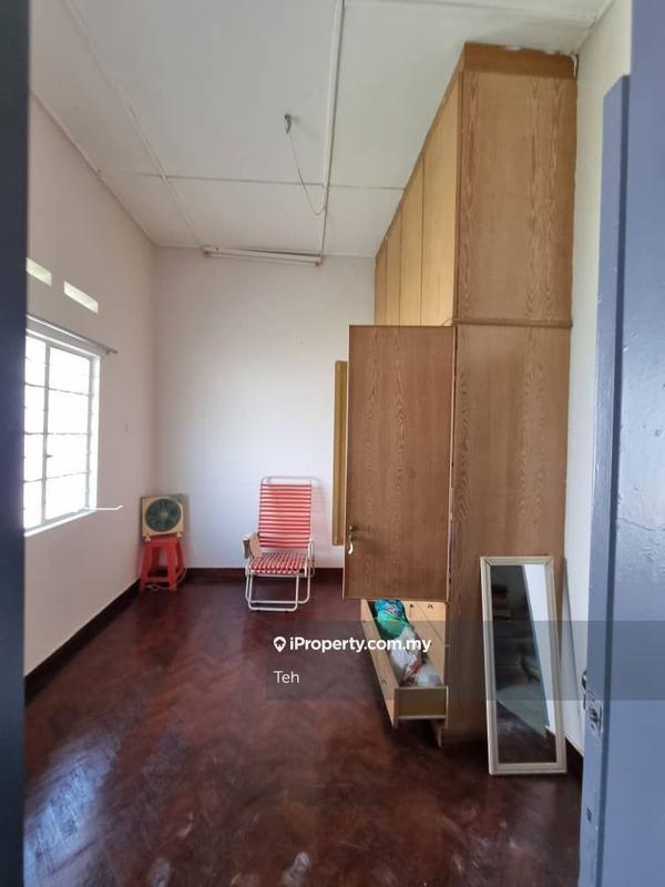 Banglo Komersial untuk Dijual di Section 11, Petaling Jaya oleh Teh - iProperty.com.my