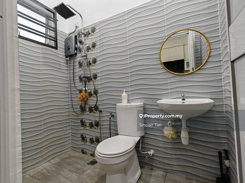 Rumah Berkembar untuk Dijual di Ujong Pasir, Melaka oleh Geoffery Wee - iProperty.com.my