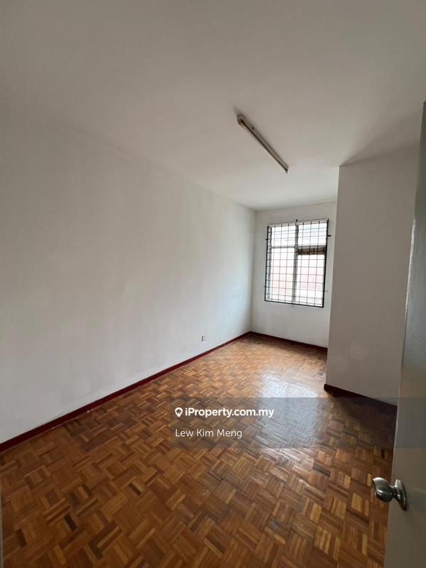 Rumah Berangkai 2.5 Tingkat untuk Dijual di Saujana Damansara, Damansara Damai oleh Lew Kim Meng - iProperty.com.my