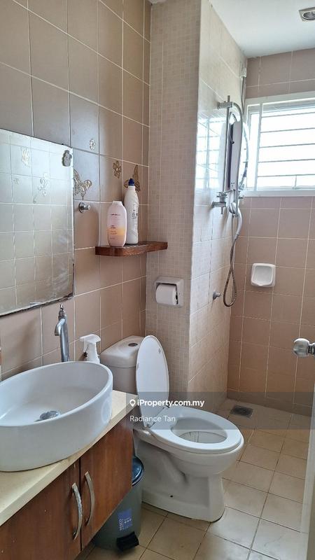 Townhouse for Sale in sri kayangan town villa, Petaling Jaya by Radiance Tan - iProperty.com.my