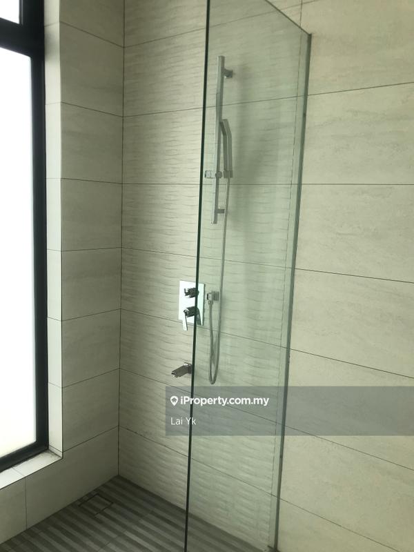 Bungalow House for Sale in Subang Heights, Subang Jaya by Lai Yk - iProperty.com.my