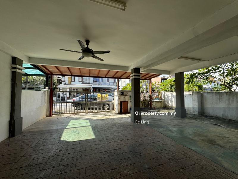 Rumah Berkembar untuk Dijual di Taman Kipark, Puchong oleh Ee Ling - iProperty.com.my