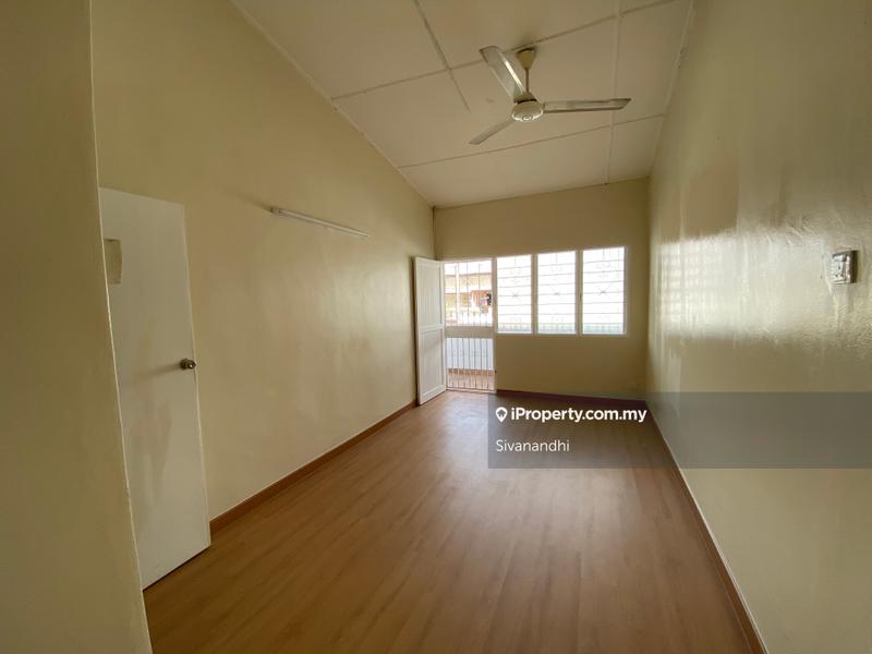 Rumah Teres 2-Tingkat untuk Dijual di Teluk Gadong, Klang oleh Sivanandhi - iProperty.com.my