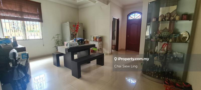 Bungalow House for Sale in Bukit Jalil Golf, Bukit Jalil by Chai Siew Ling - iProperty.com.my