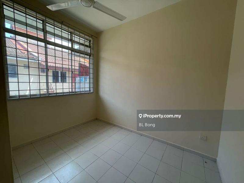 1-storey Terraced House for Sale in Taman Angkasa Nuri, Durian Tunggal by BL Bong - iProperty.com.my