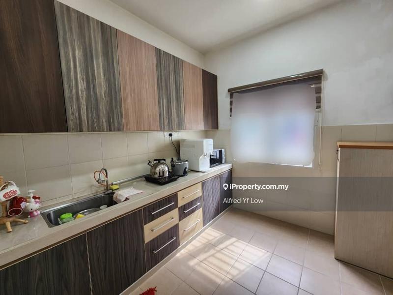 Residensi Servis untuk Dijual di Molek Pulai oleh Alfred Yf Low - iProperty.com.my
