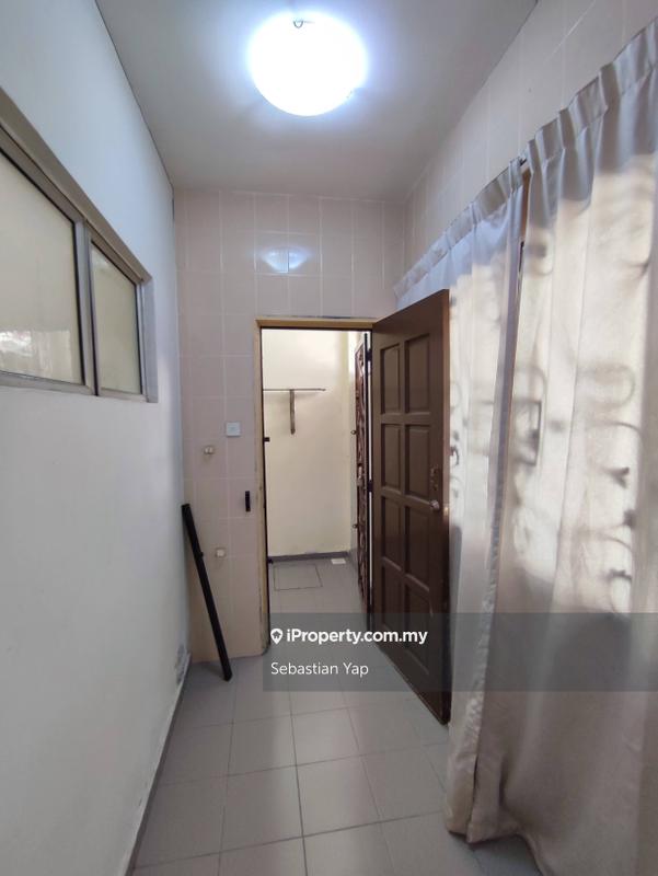 Rumah Berangkai 2 Tingkat untuk Dijual di Taman Kelana Idaman, Ara Damansara oleh Sebastian Yap - iProperty.com.my