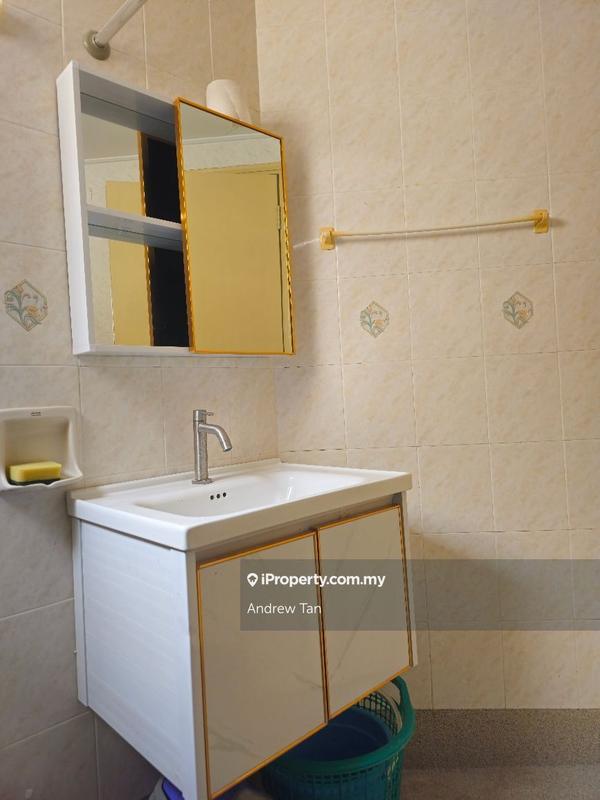 For Sale - La Vista Condominiums