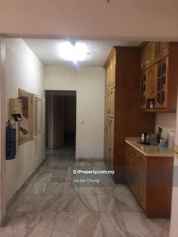 Semi-Detached House for Sale in Taman Overseas Union (Taman Oug), Jalan Klang Lama (Old Klang Road) by Jackie Chong - iProperty.com.my