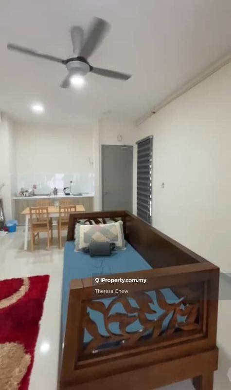 For Rent - Core Soho Suite