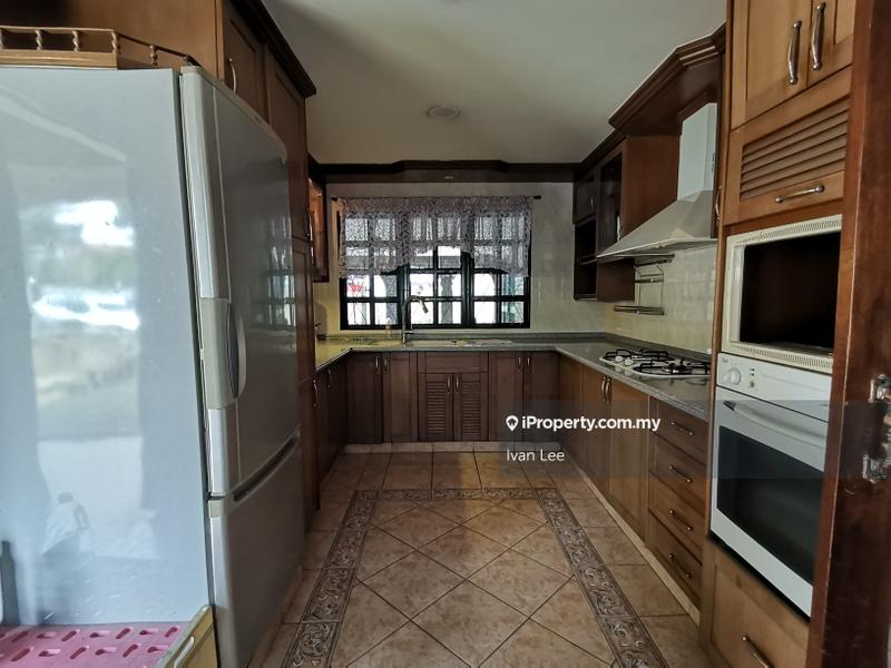Bungalow House for Sale in SS3, Petaling Jaya by Ivan Lee - iProperty.com.my