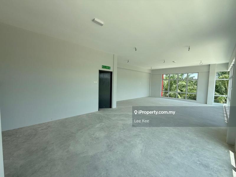 Semi-D Factory for Sale in Taman Wawasan Perindustrian, Senggarang by Lee Kee - iProperty.com.my