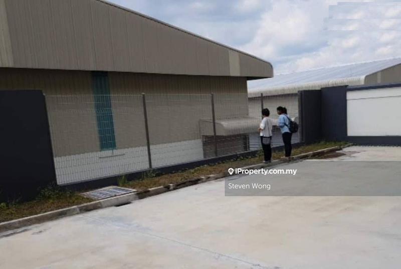 Semi-D Factory for Sale in Hi-Tech Industrial Park, Semenyih by Steven Wong - iProperty.com.my