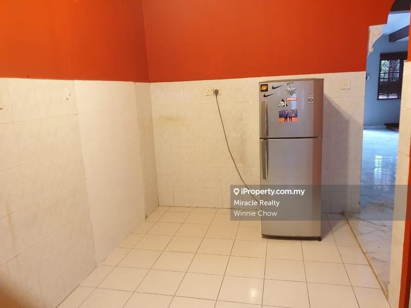Rumah Berangkai 2 Tingkat untuk Dijual di Berjaya Part Kota Kemuning Shah Alam, Shah Alam oleh Winnie Chow - iProperty.com.my